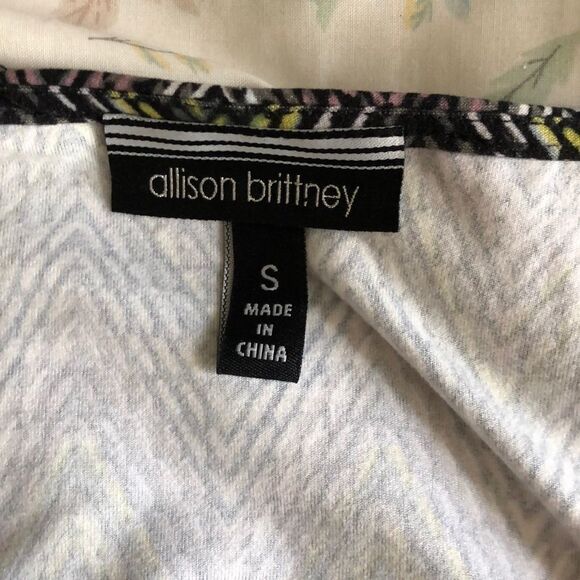 Allison Brittany Dress Size S. Gently Used - Picture 3 of 5